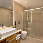 Hotel Pukka 3*